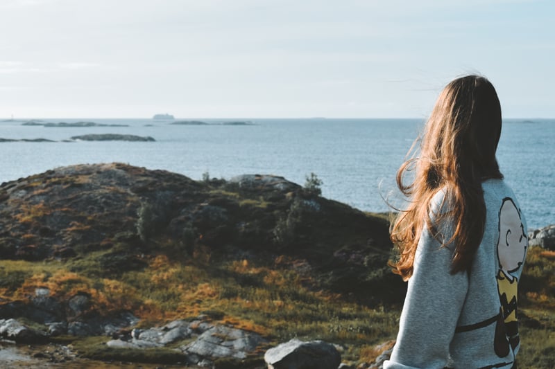 Families learning while circumnavigating the globe