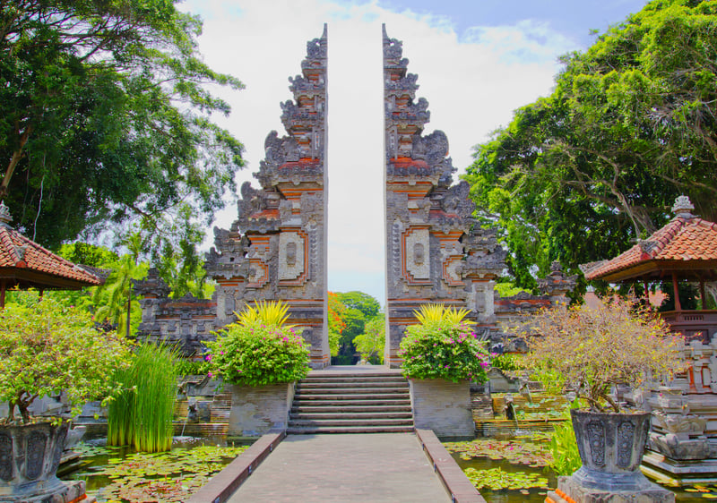 Cruising Southeast Asia: Nusu Dua, Indonesia