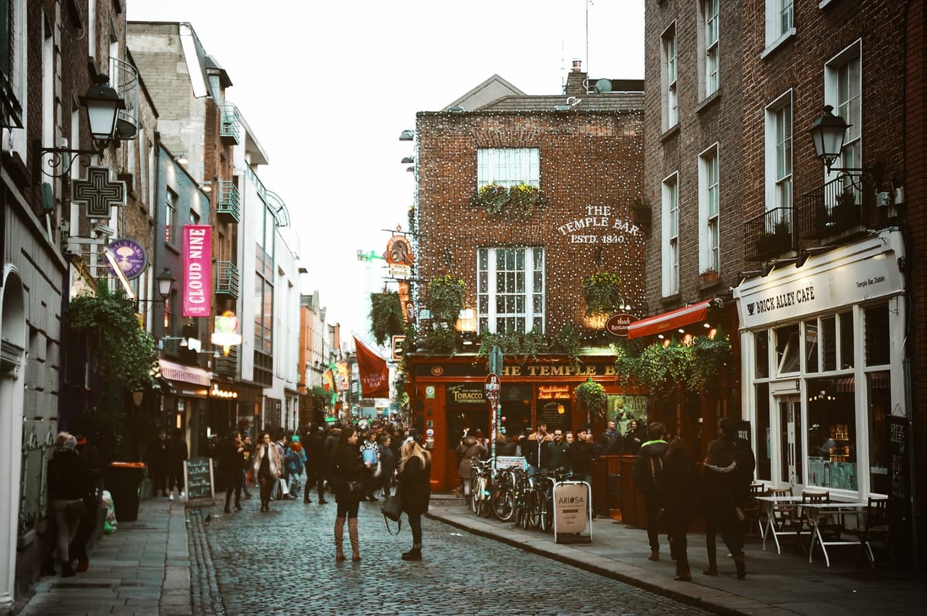 Dublin laneway and pub as a dream travel destination
