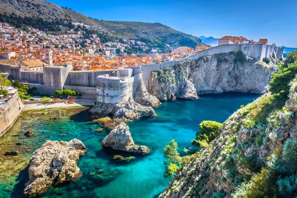 https://cdn2.hubspot.net/hubfs/5873592/itinerary/photos3/Dubrovnik1_Croatia_Itinerary_Main.jpeg