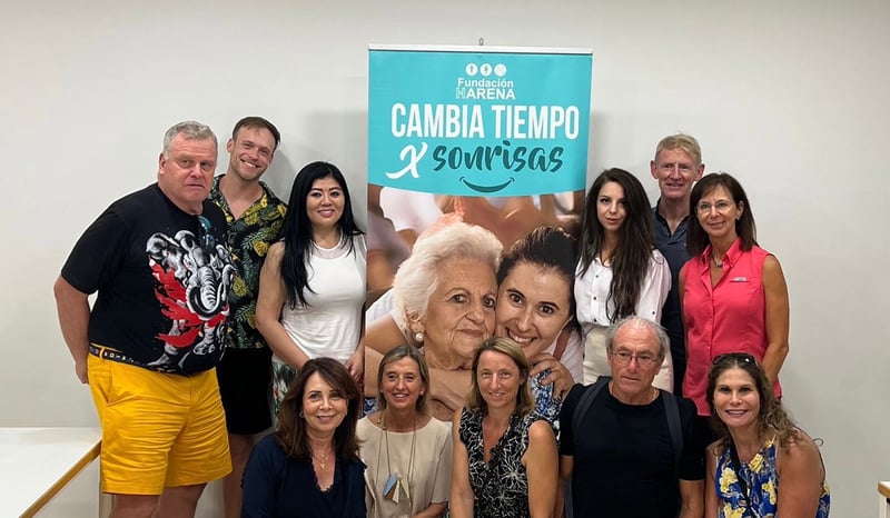 Storylines residents visiting Fundación Harena