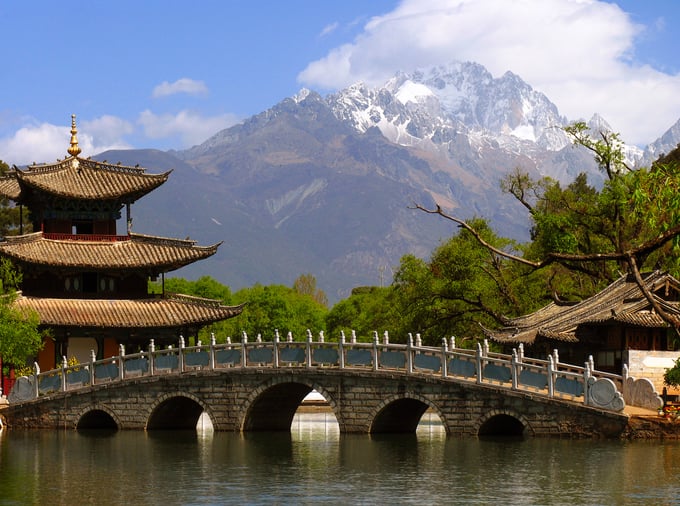 Overland tour through Yunnan province of China, Black Dragon Pool and Jade Dragon Snow mountain (Yulongxui Shan) in Lijiang