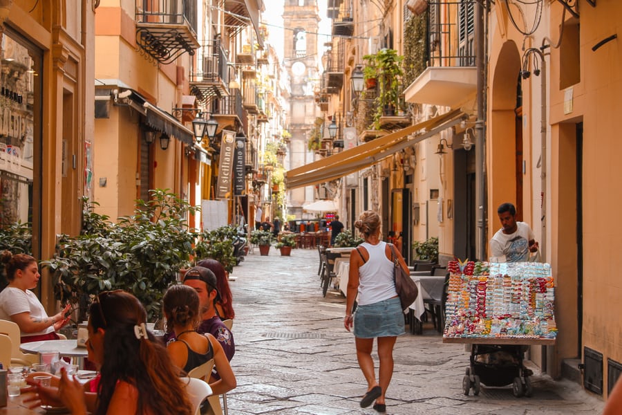 https://cdn2.hubspot.net/hubfs/5873592/itinerary/photos3/Palermo1_Italy_Itinerary_Main.jpg
