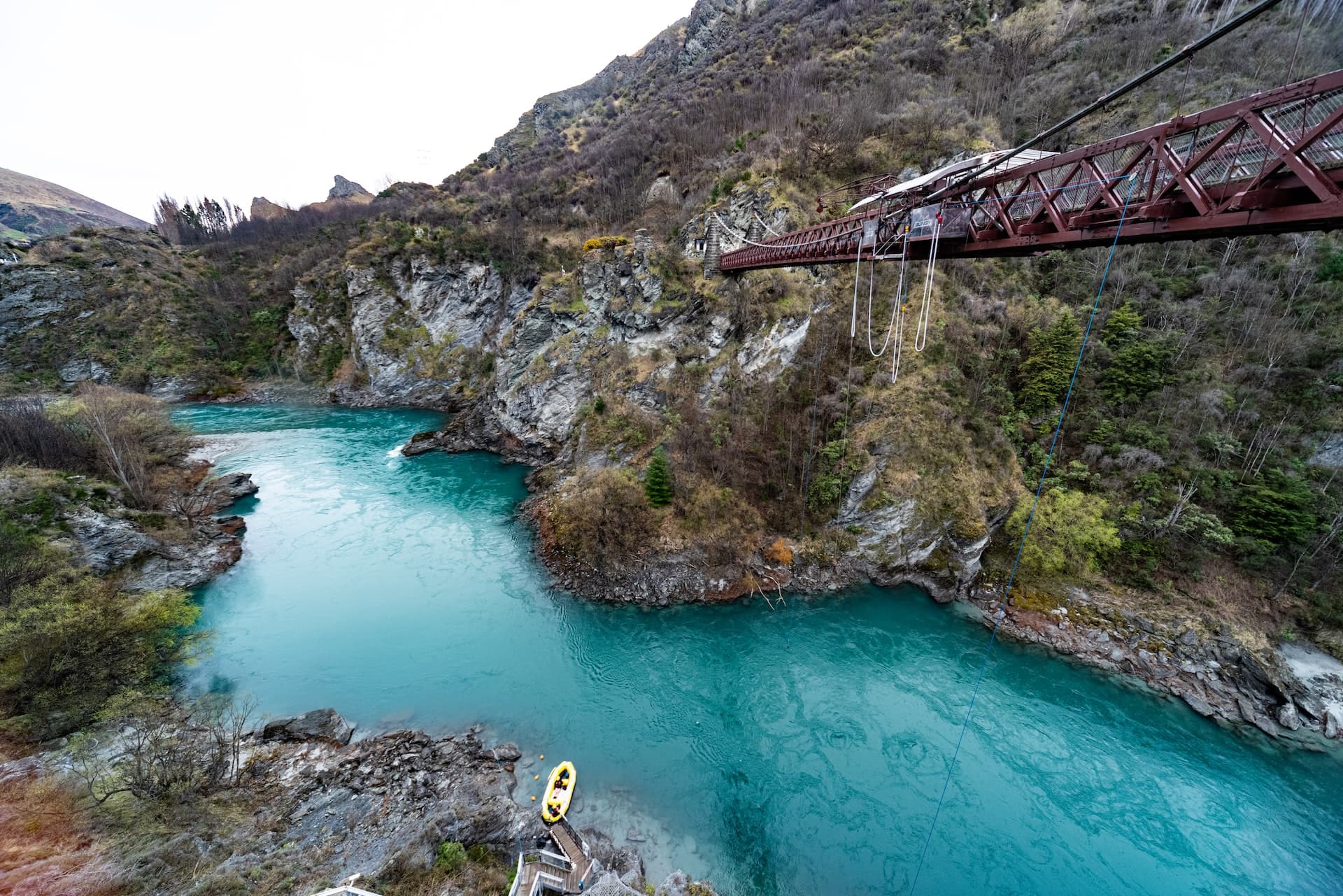 Adventure sports capital: Queenstown bungee over river