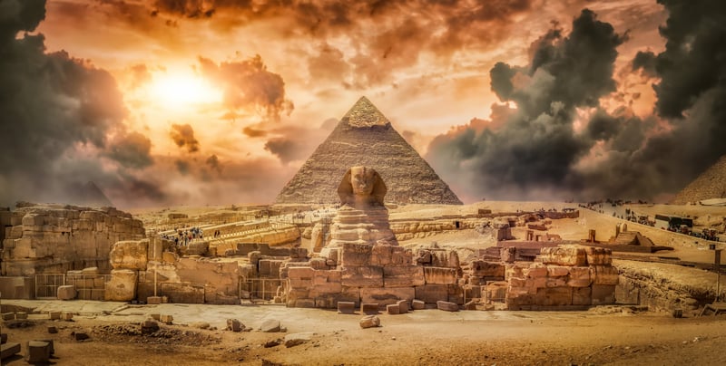 The Sphinx in front of the Great Pyramids of Giza, ancient wonder of the world