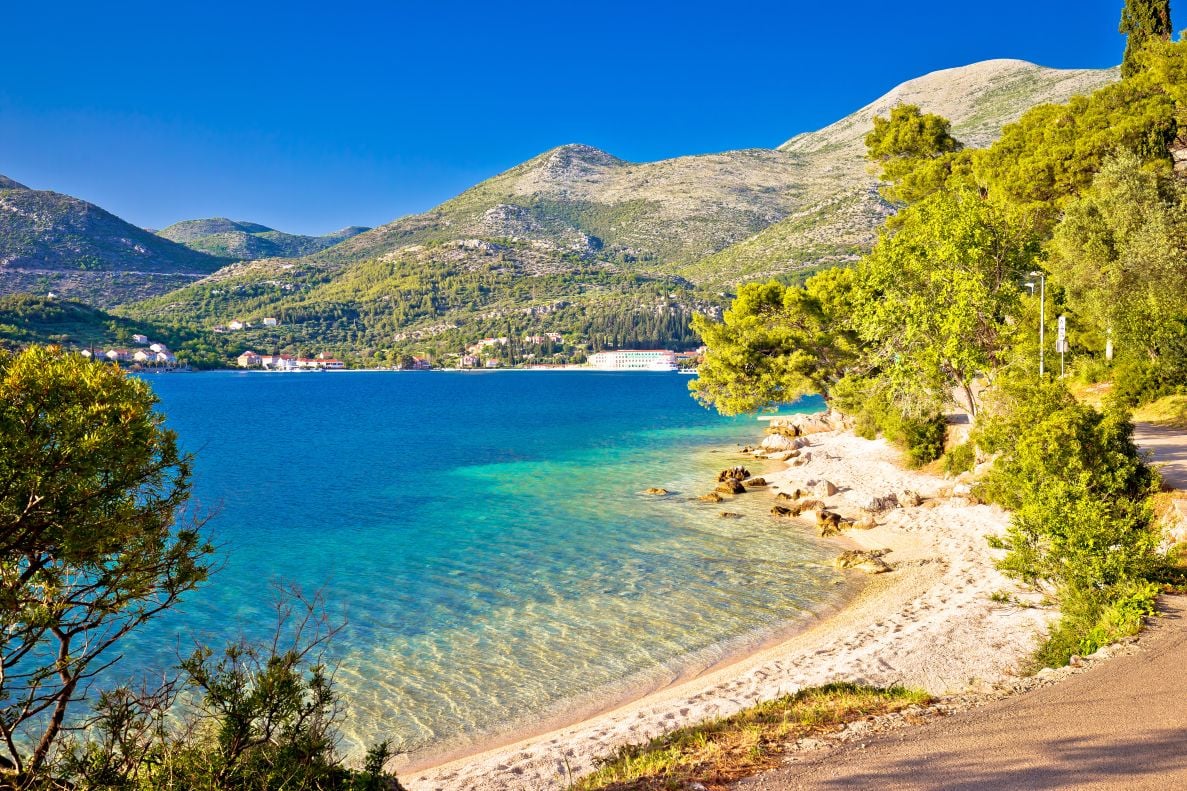 https://cdn2.hubspot.net/hubfs/5873592/itinerary/photos3/Slano1_Croatia_Itinerary_Main.jpg
